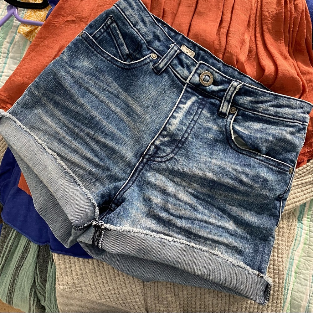 Volcom Sound Check High Waist Short Fit